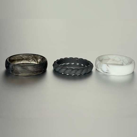 Jewelry - Set of 3 Silicone Wedding Rings Black & White, [Women’s Size 8], NWOT